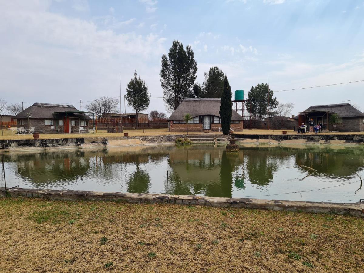 Arendsnes Hotel Vanderbijlpark Exterior photo